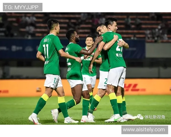 杭州足球队强势领跑杯赛积分榜63分稳居第一名 杭州足球队强势领跑杯赛积分榜63分稳居第一名