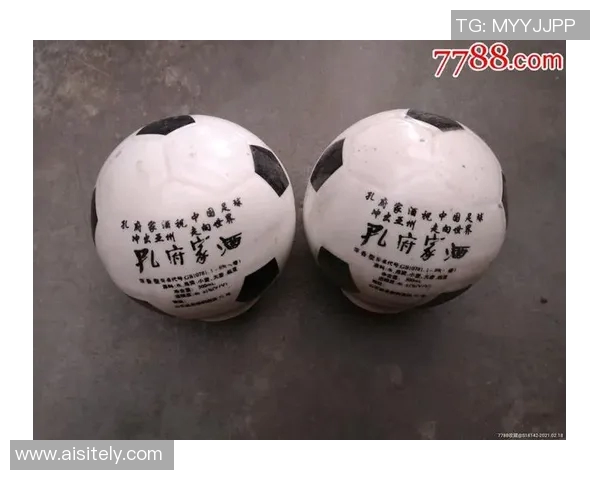 足球明星拿酒瓶摇摆的瞬间引发的热议与背后的故事揭秘