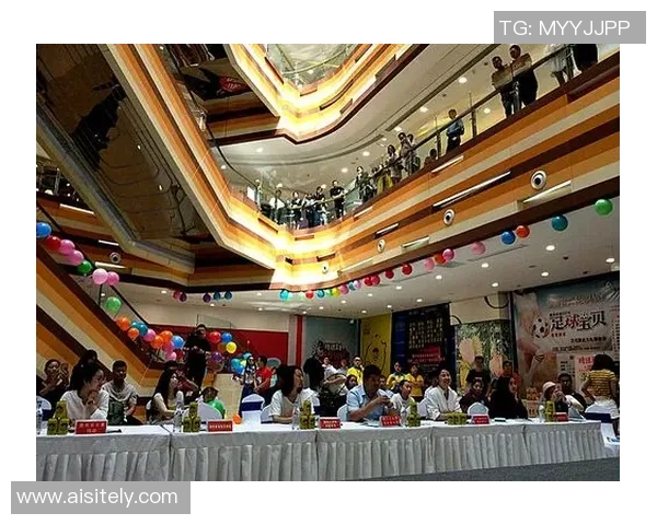 成都足球明星激情演唱视频引发粉丝热议展现多才多艺的魅力与风采 成都足球明星激情演唱视频引发粉丝热议展现多才多艺的魅力与风采