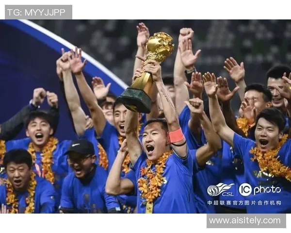 成都与武汉羽毛球队赛后复盘分析意识碰撞与战术较量